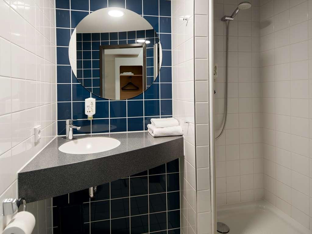 B&B Hotel Bad Homburg 바트 홈부르크 포어 데어 회에 객실 사진